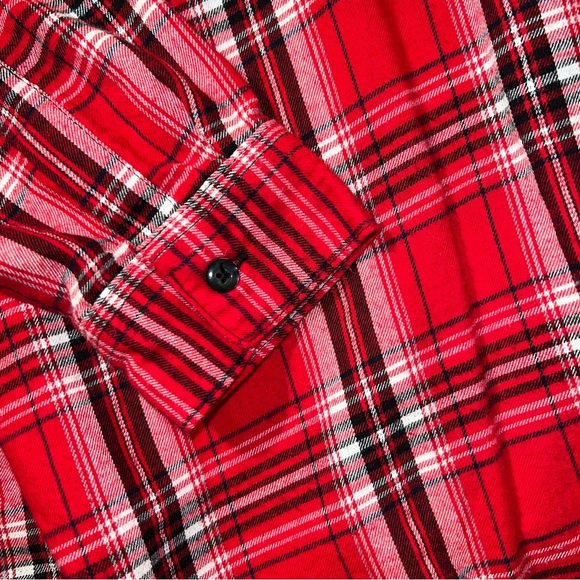 cato / red and black plaid oversized button up top size medium - Picture 7 of 8